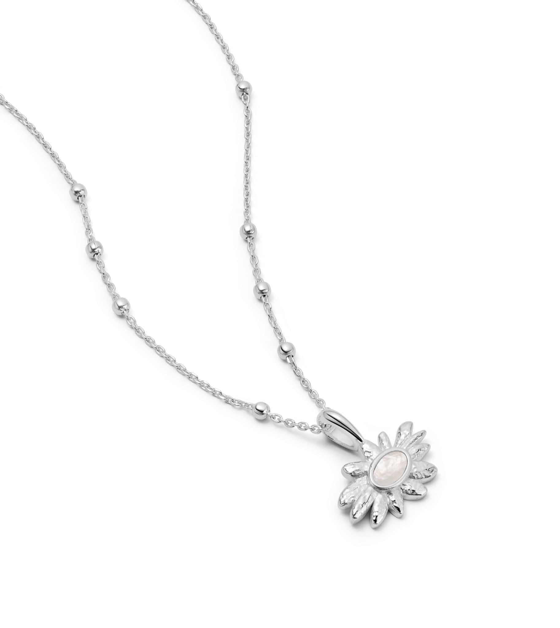 daisy-mother-of-pearl-flower-necklace-sterling-silver-daisy-london