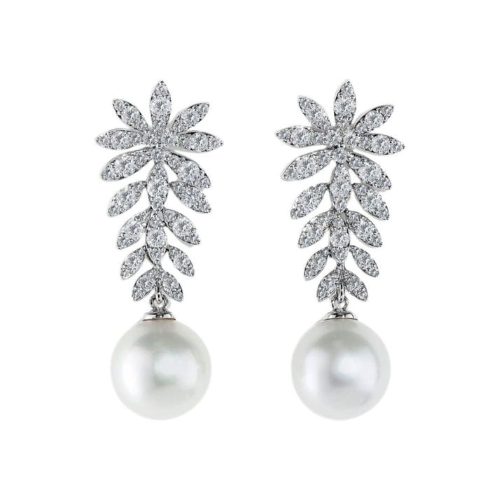 effy-diamond-and-pearl-earrings