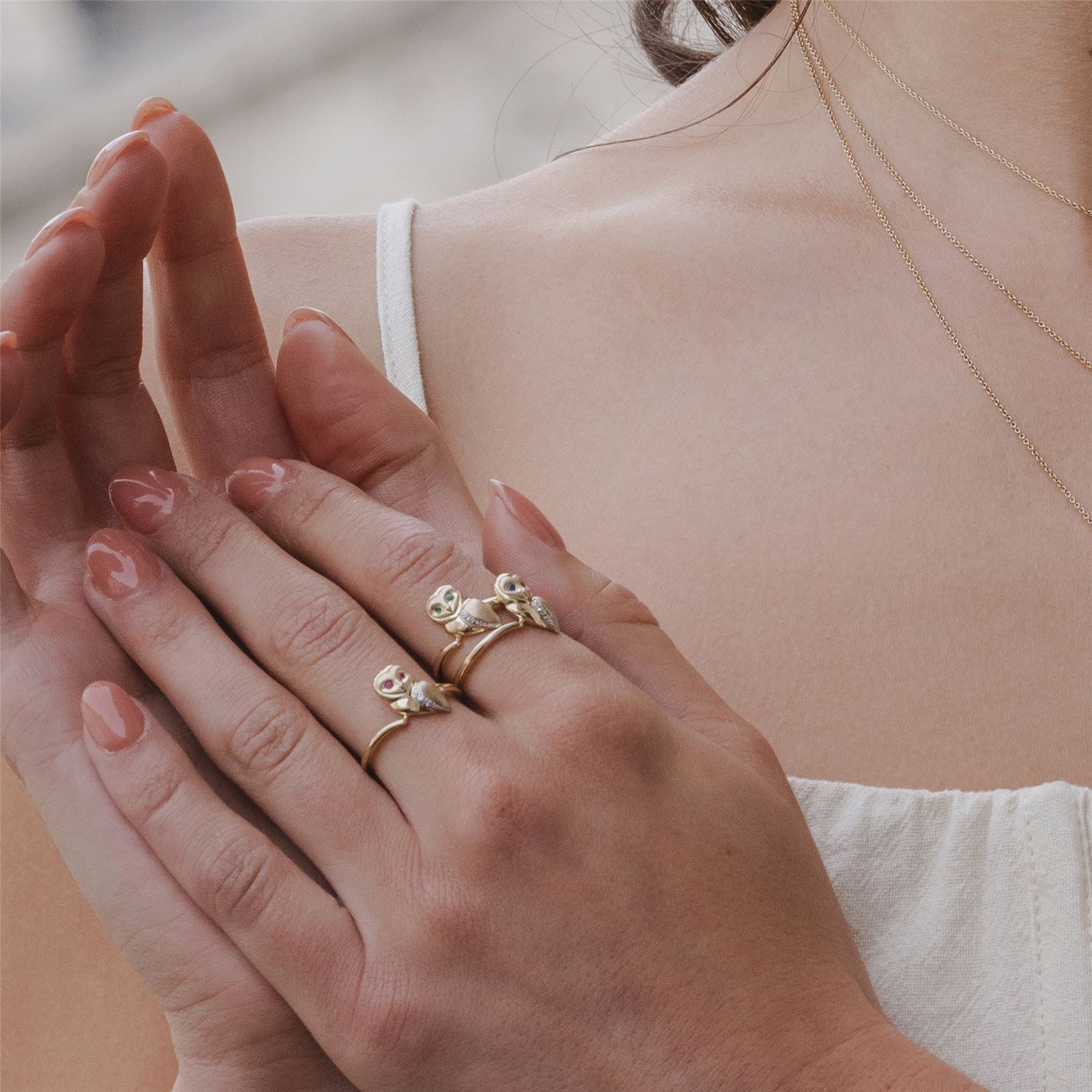 Gardenia Sapphire White Sapphire Owl Ring In Yellow Gold