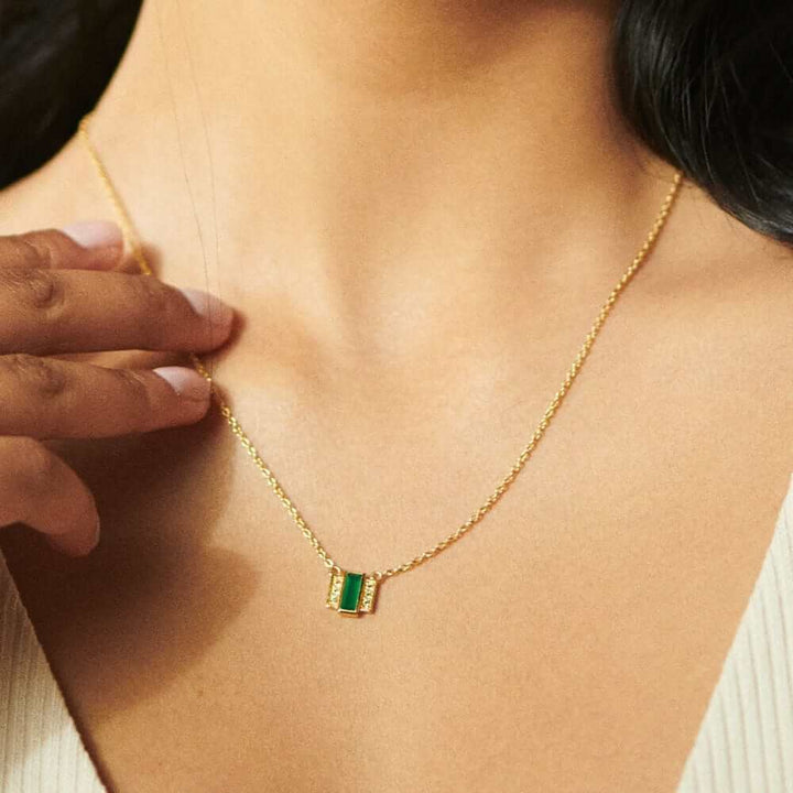 beloved-green-onyx-baguette-necklace-daisy-london