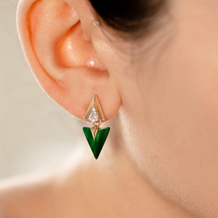 flight-18ct-yellow-gold-malachite-diamond-arrow-earrings