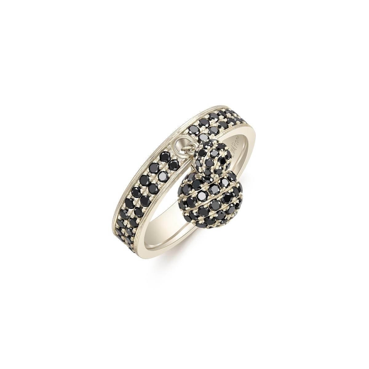 manon-ecruloy-black-diamond-ring