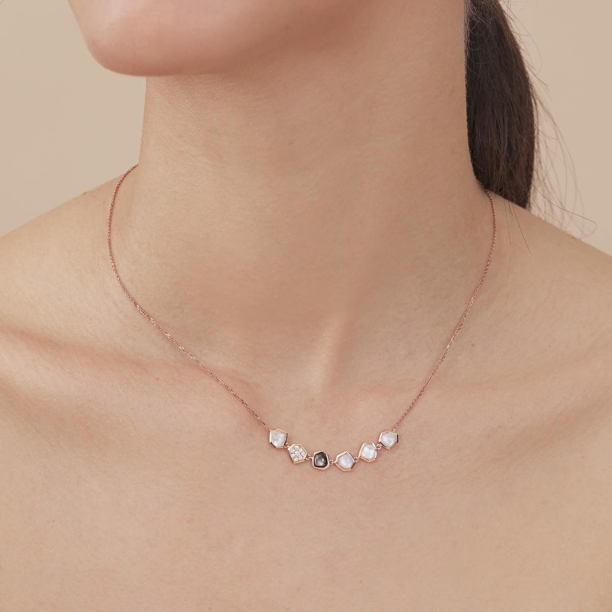 harmony-18k-rose-gold-mother-of-pearl-necklace