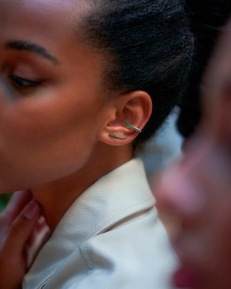 single-emerald-ocean-tide-earring