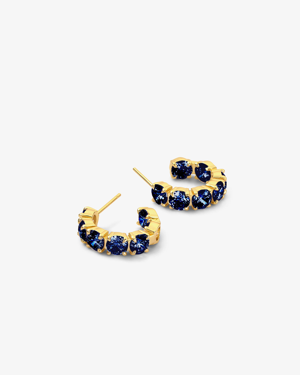 oh-she-fancy-hoops-in-gold-and-blue-sapphire-diamondettes