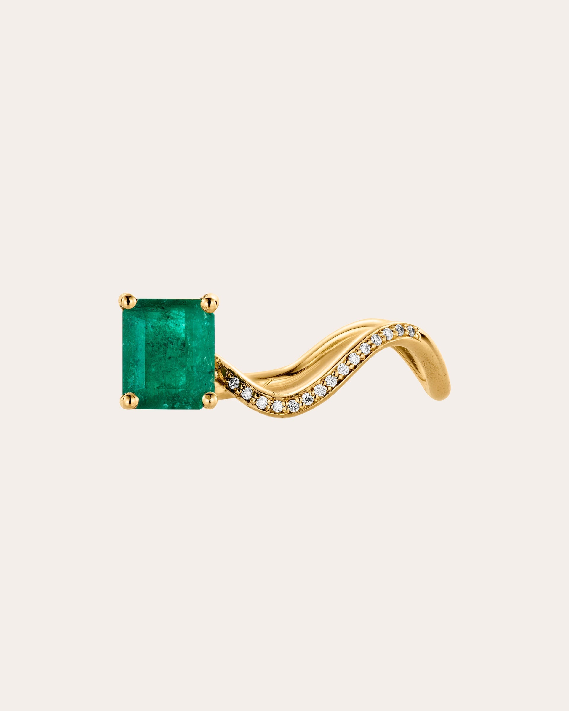 Petite Comète Emerald Ring