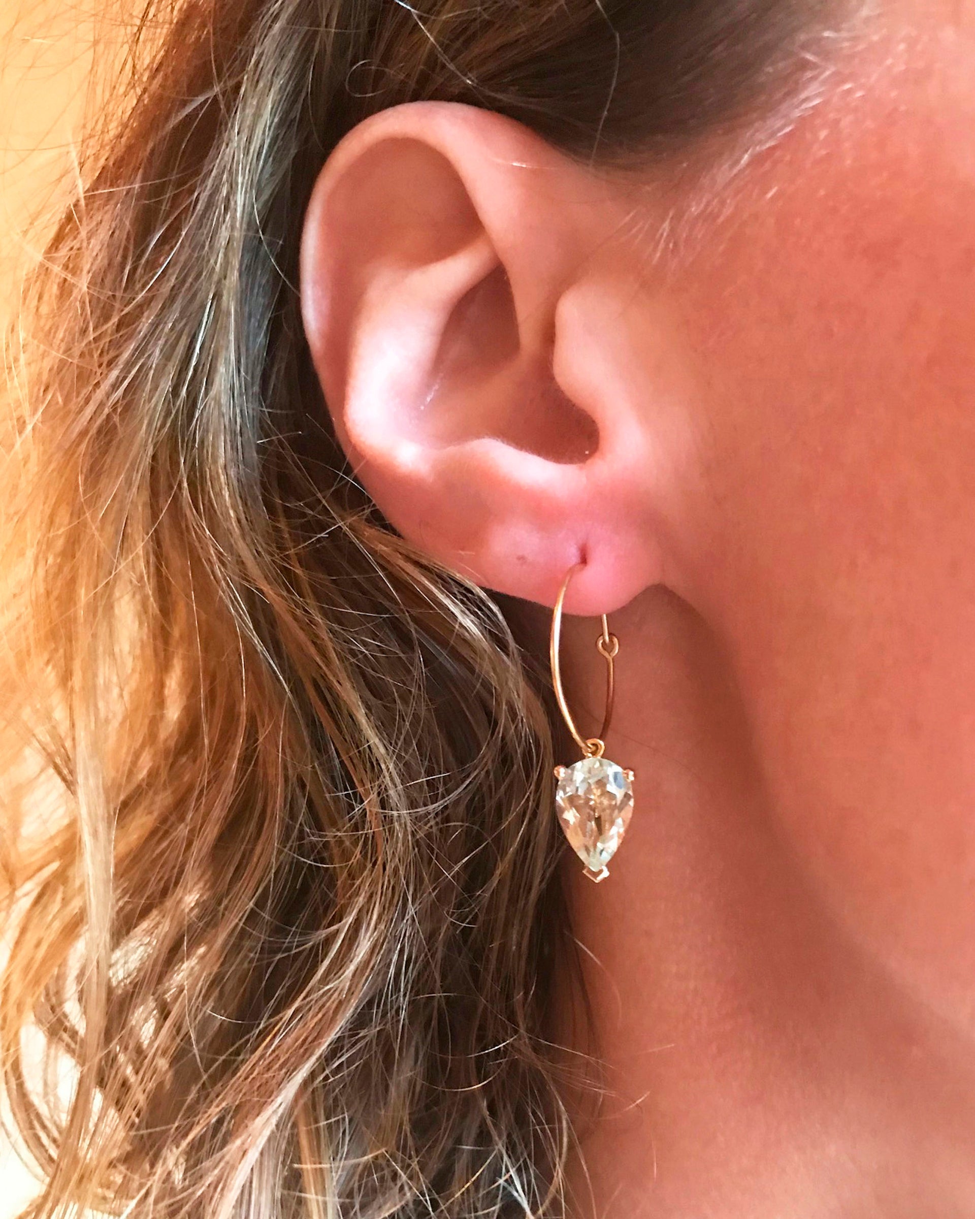 Singular Round Bloom Earring