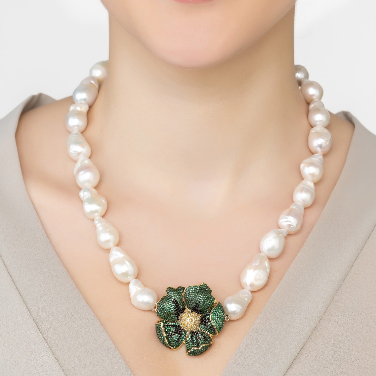 Poppy Flower Baroque Pearl Necklace Emerald Green Gold