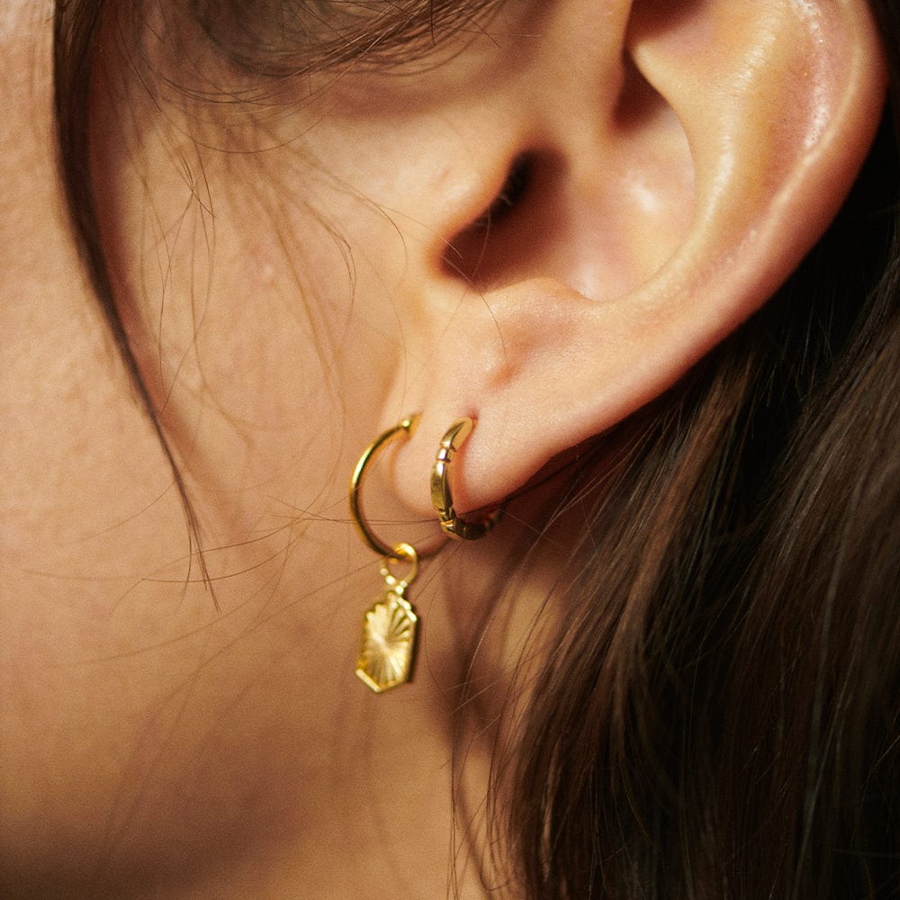 bar-and-ball-huggie-hoop-earrings-18ct-gold-plated-sterling-silver-daisy-london