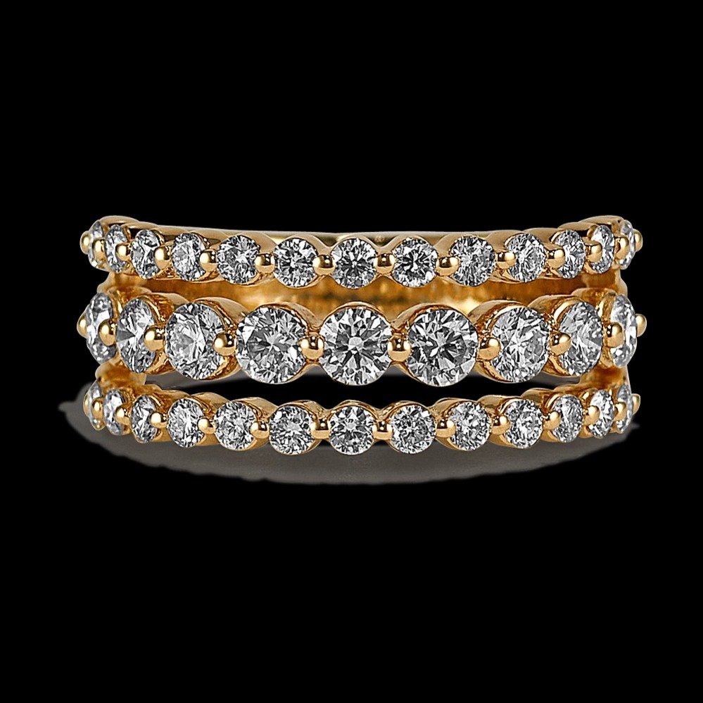 diamond-anniversary-ring-in-14k-yellow-gold