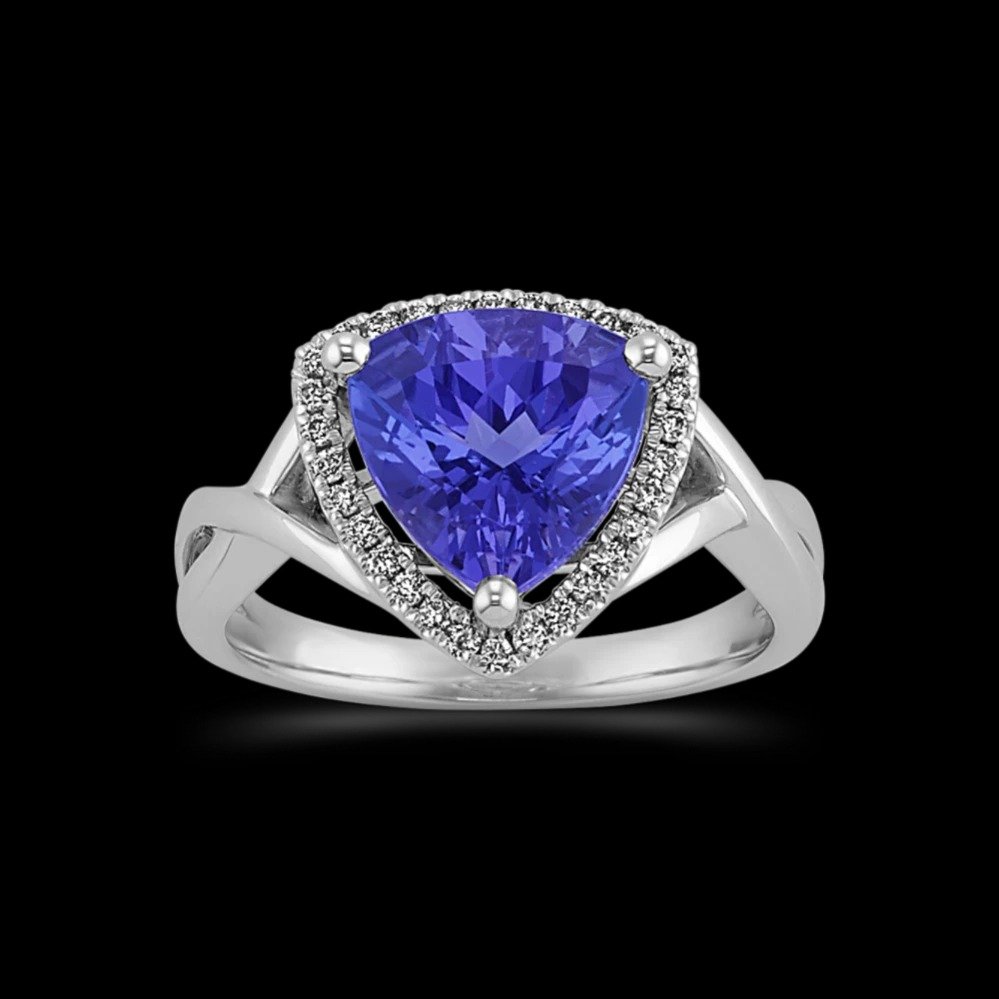 315-ct-tgw-tanzanite-and-diamond-ring