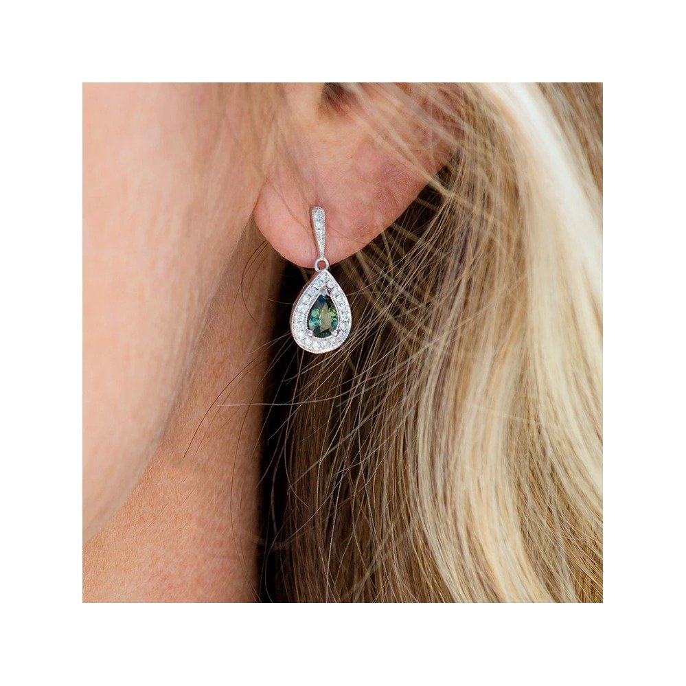 green-sapphire-and-diamond-dangle-earrings