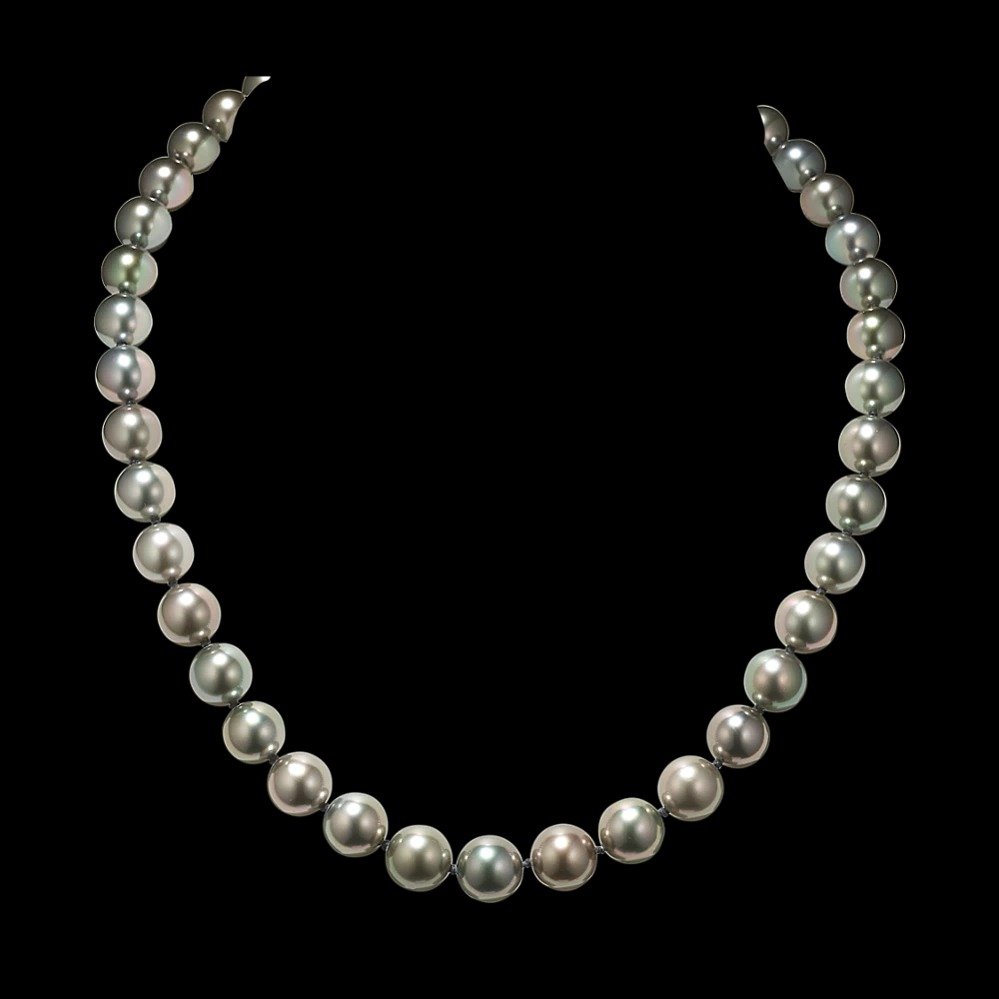 silver-cultured-tahitian-pearl-strand