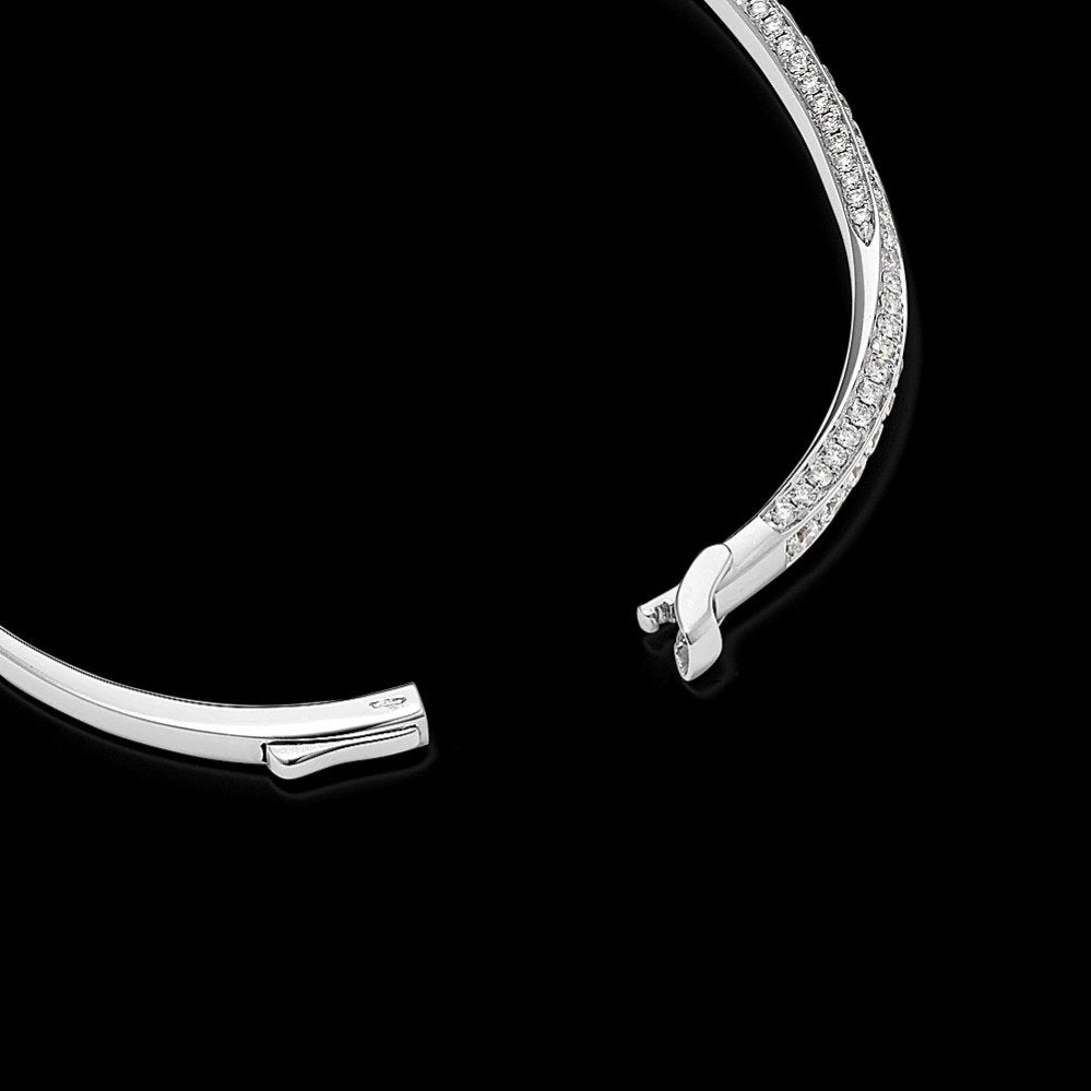 twist-diamond-bangle-bracelet