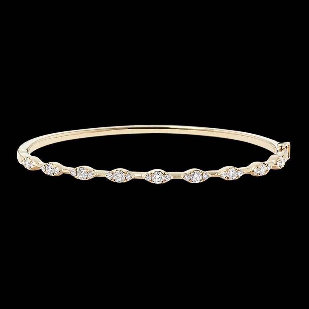 scalloped-diamond-cluster-bangle-bracelet