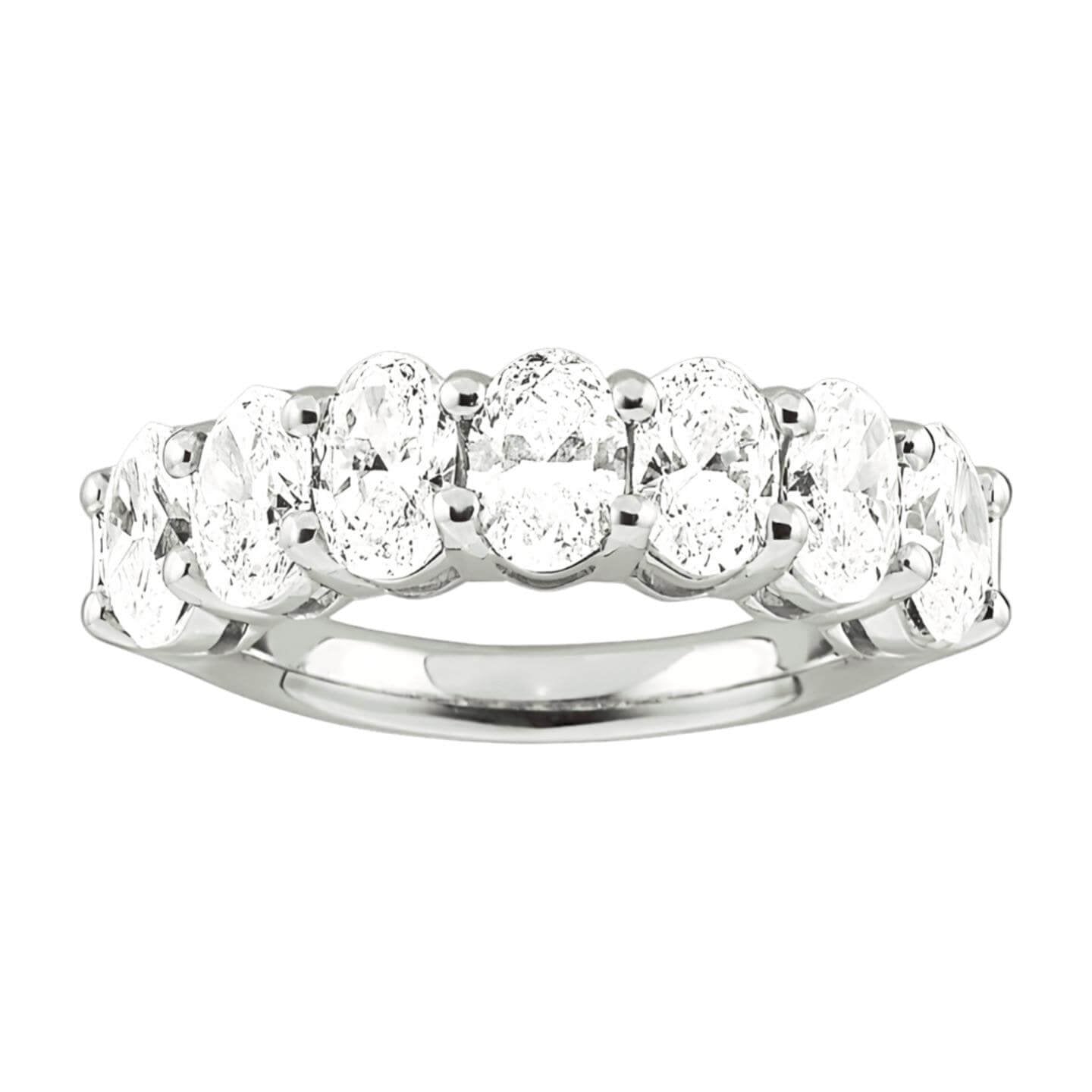 oval-260-tcw-diamond-band