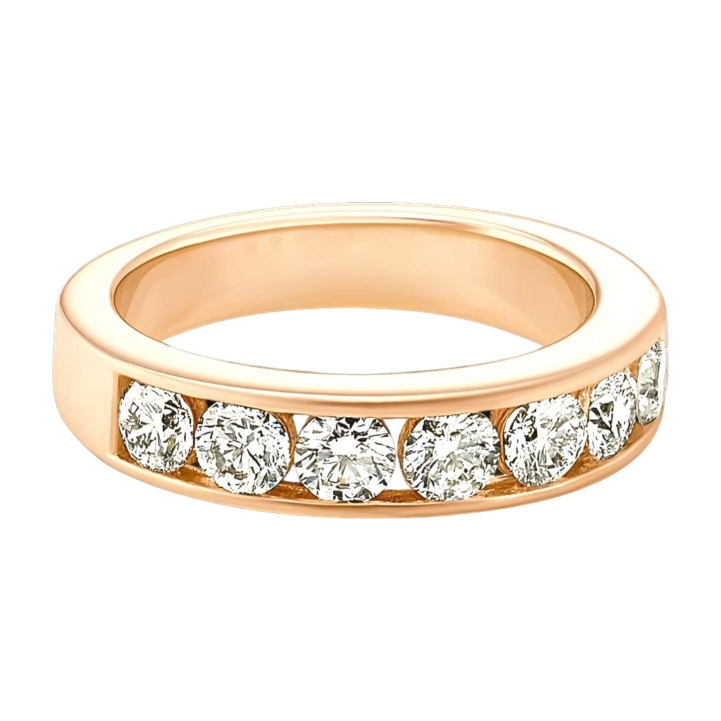 orchestra-round-diamond-wedding-band