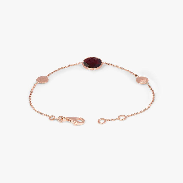 kensington-garnet-single-stone-bracelet