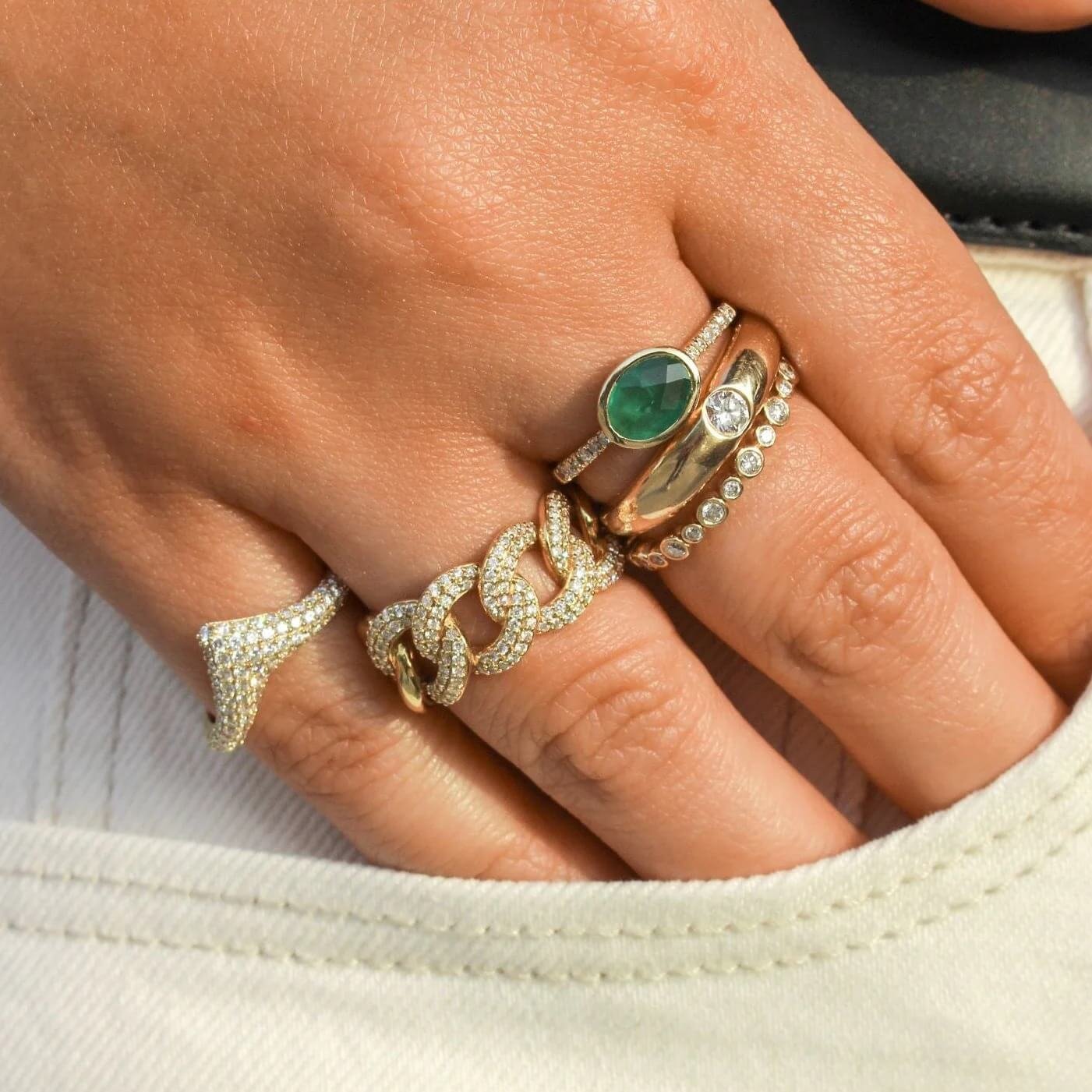 gold-diamond-oval-emerald-ring