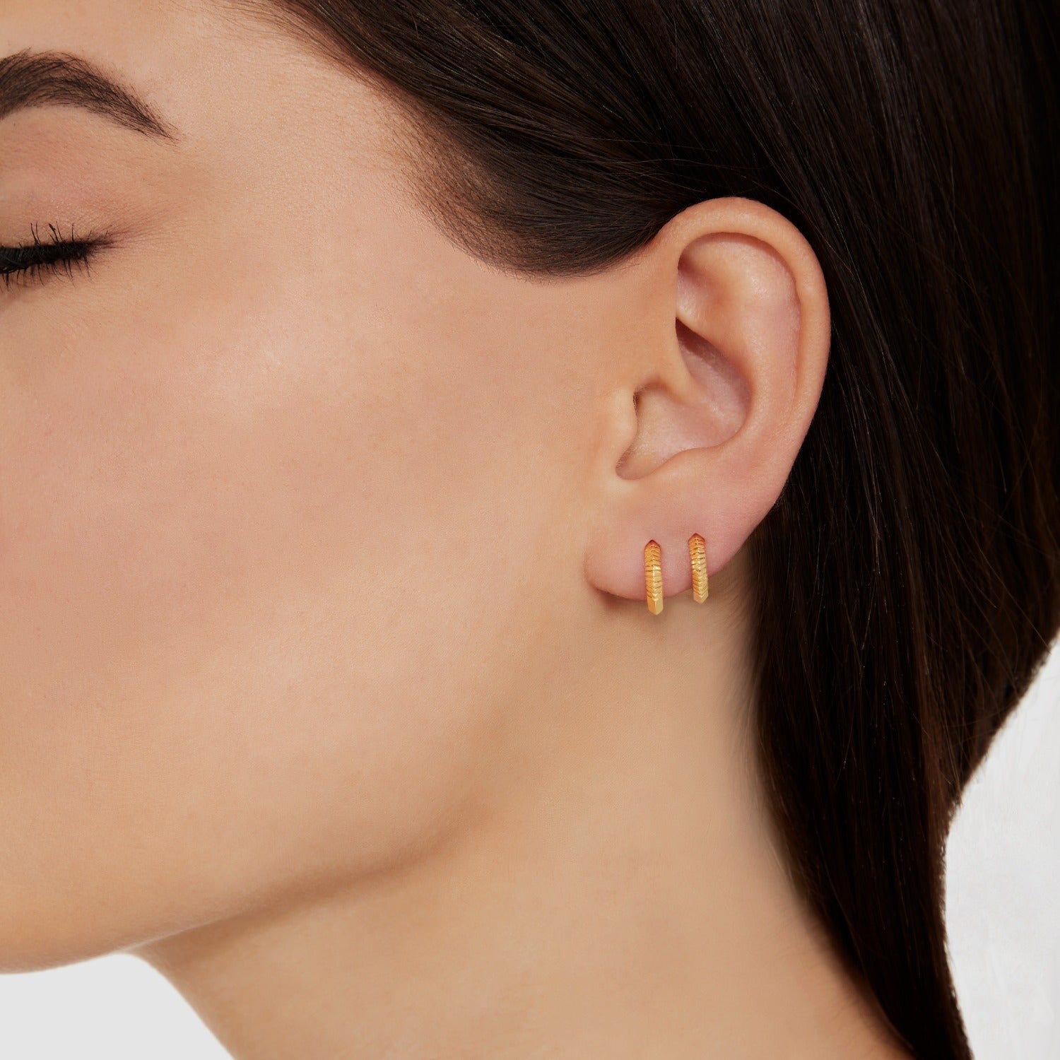 Single Yellow Gold Huggie Earring